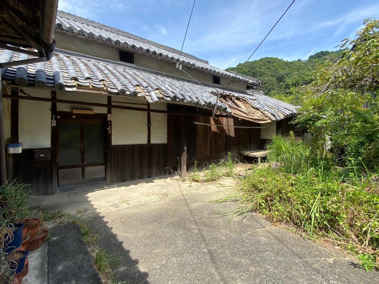 信達金熊寺の古家付き土地